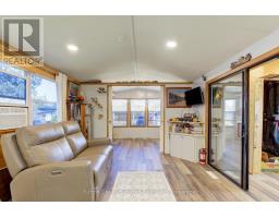 94 - 495856 10TH LINE - 11