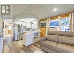 94 - 495856 10TH LINE - 9