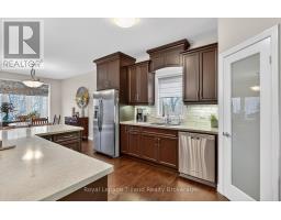 46 COLIN AVENUE - 14