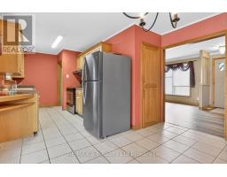 23 GLENN AVENUE - 15