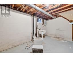 23 GLENN AVENUE - 27