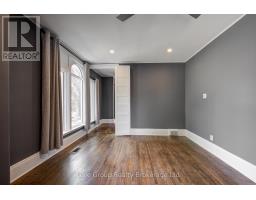 155 VANSITTART AVENUE - 29