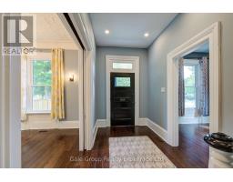 155 VANSITTART AVENUE - 6