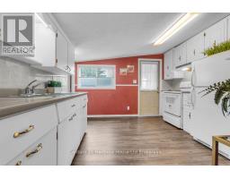 386 OXFORD AVENUE - 10