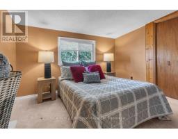 386 OXFORD AVENUE - 16