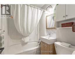 72 BAYSWATER STREET - 11