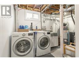 72 BAYSWATER STREET - 21