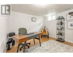 72 BAYSWATER STREET - 23