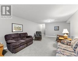 643 SOUTHWOOD WAY - 21