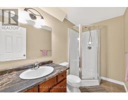 643 SOUTHWOOD WAY - 25