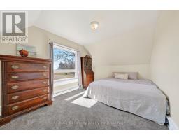 591 LAKESHORE ROAD - 40