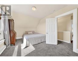 591 LAKESHORE ROAD - 41