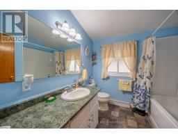 124687 MALL ROAD - 17