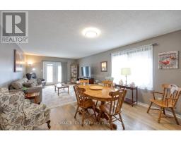 33 WILKINS CRESCENT - 10