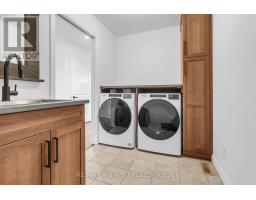 54 ALBERT STREET - 9