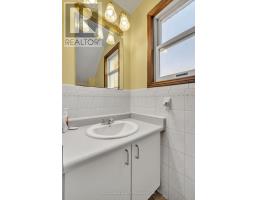 313 SIMCOE STREET - 16