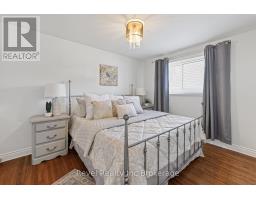 8 ELMWOOD PLACE - 15