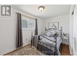 8 ELMWOOD PLACE - 16