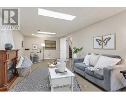 8 ELMWOOD PLACE - 18