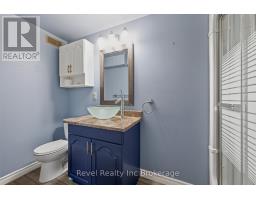 8 ELMWOOD PLACE - 21