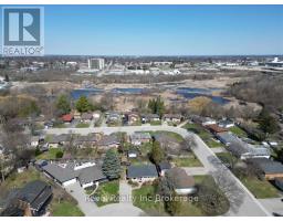 8 ELMWOOD PLACE - 30