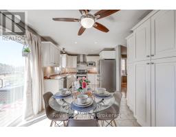 7 WOODHATCH CRESCENT - 12