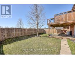 7 WOODHATCH CRESCENT - 37