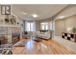 7 WOODHATCH CRESCENT - 7