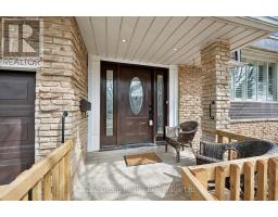 165 BROOKSIDE CRESCENT - 2