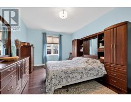 228 PALMER LANE - 17