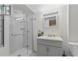 228 PALMER LANE - 23