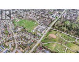 677 & 679 SEVILLA PARK PLACE - 12