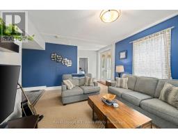 23 SPRUCE STREET W - 18