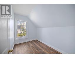 23 SPRUCE STREET W - 26