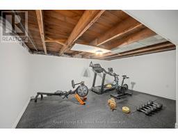 23 SPRUCE STREET W - 31