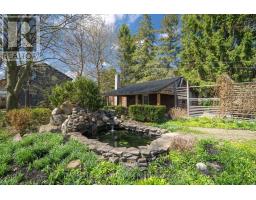 23 SPRUCE STREET W - 34