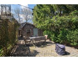 23 SPRUCE STREET W - 35