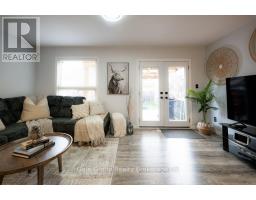 34 MOUNTAIN LAUREL CRESCENT - 17