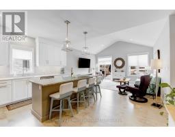 29 KEBA CRESCENT - 14