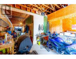 44 STOVER STREET N - 16