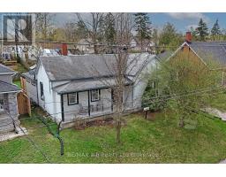 688 HENRY STREET - 1