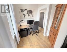 688 HENRY STREET - 11