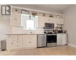 688 HENRY STREET - 14