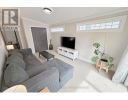 688 HENRY STREET - 21