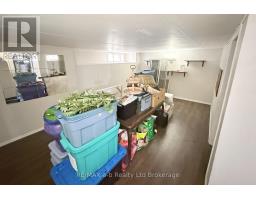 688 HENRY STREET - 27