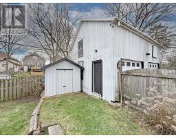 688 HENRY STREET - 33