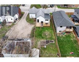 688 HENRY STREET - 37