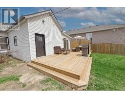 688 HENRY STREET - 40