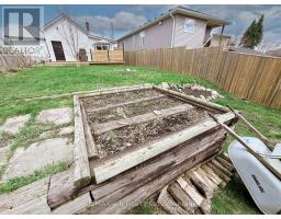 688 HENRY STREET - 46