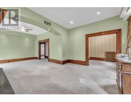 77 LIGHT STREET - 25